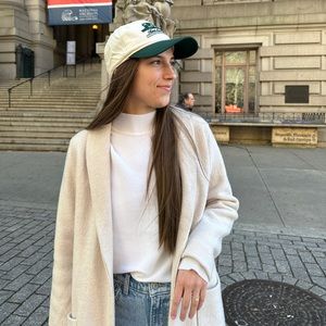 Meet your Posher, McKenzie